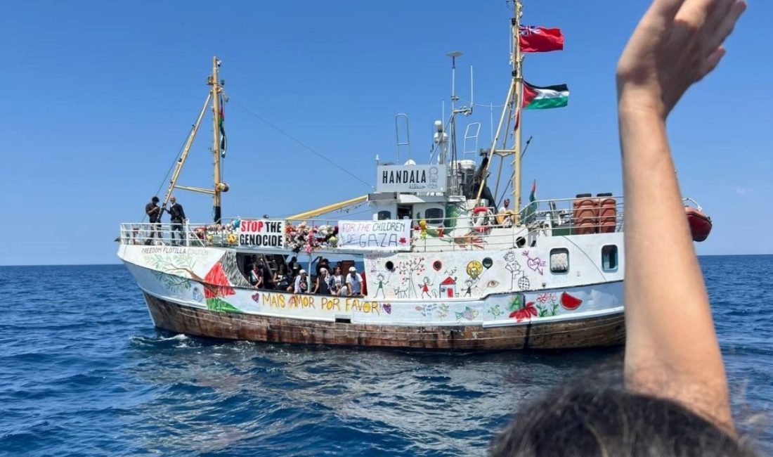 İsrail askerlerinin, Gazze'ye yardım için yola çıkan Hanzala gemisine müdahalede