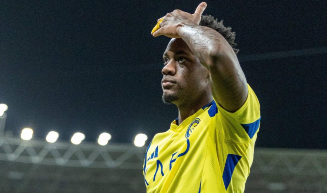 Fenerbahçe'nin İstanbul'a getirdiği Jhon Duran'ı forma lansmanına çıkarmama nedeni muhakkak