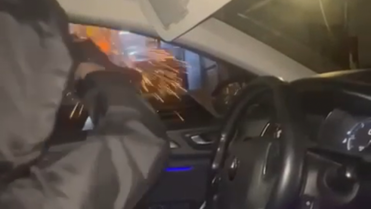 Kentte haraç almak için iş yerlerine kurşunlayan şebekenin, Ataşehir'de oto