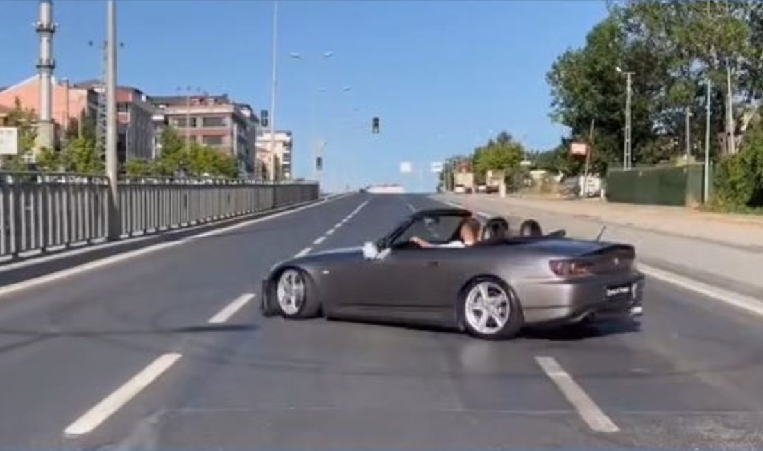 Arnavutköy Karlıbayır mevkiinde düğün konvoyu yapan bir küme, kırmızı ışık