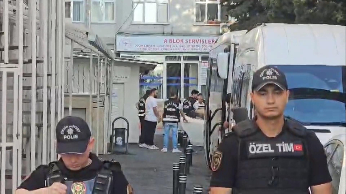 Gözaltına alınan Adana Büyükşehir Belediye Başkanı Zeydan Karalar ve Adıyaman