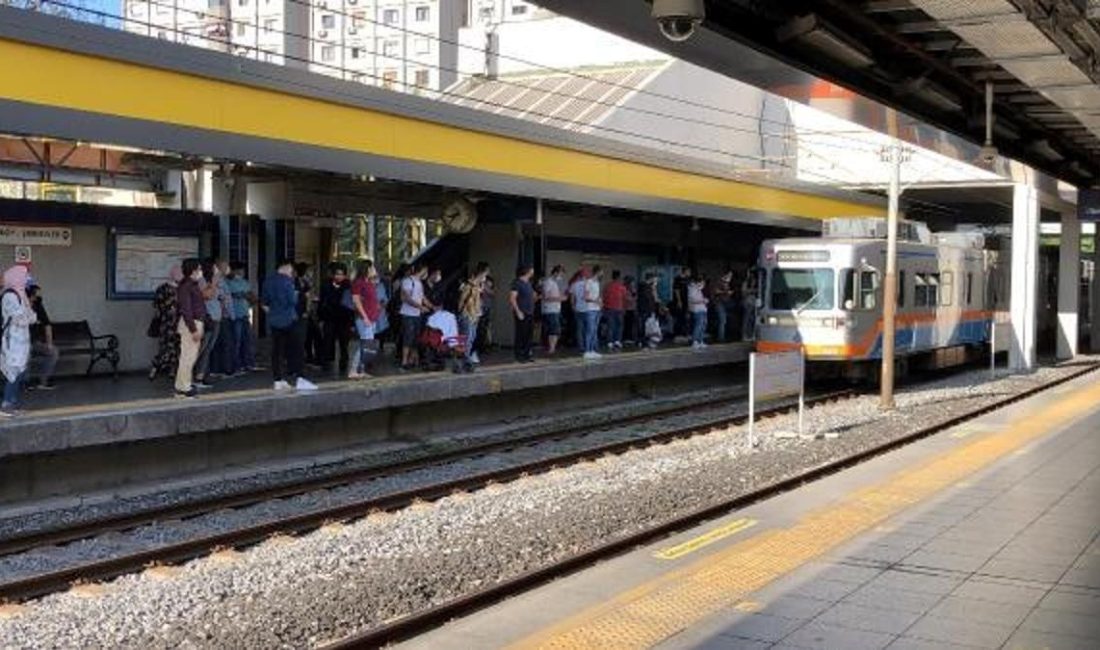 İstanbul'da Yenikapı-Atatürk Havalimanı Metro Sınırı'nın iki durağı saat 10.00 prestijiyle