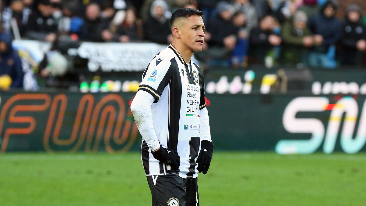 Fenerbahçe'nin, Udinese'den ayrılma kararı alan 36 yaşındaki yıldız isim Alexis