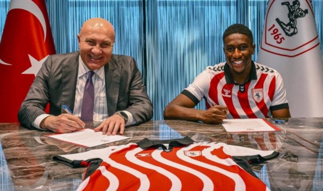 Samsunspor, 21 yaşındaki İsveçli sağ bek Joe Mendes ile 5