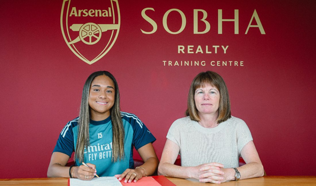 Liverpool'dan Arsenal'e 1 milyon sterlin (54 milyon lira) bonservis bedeliyle
