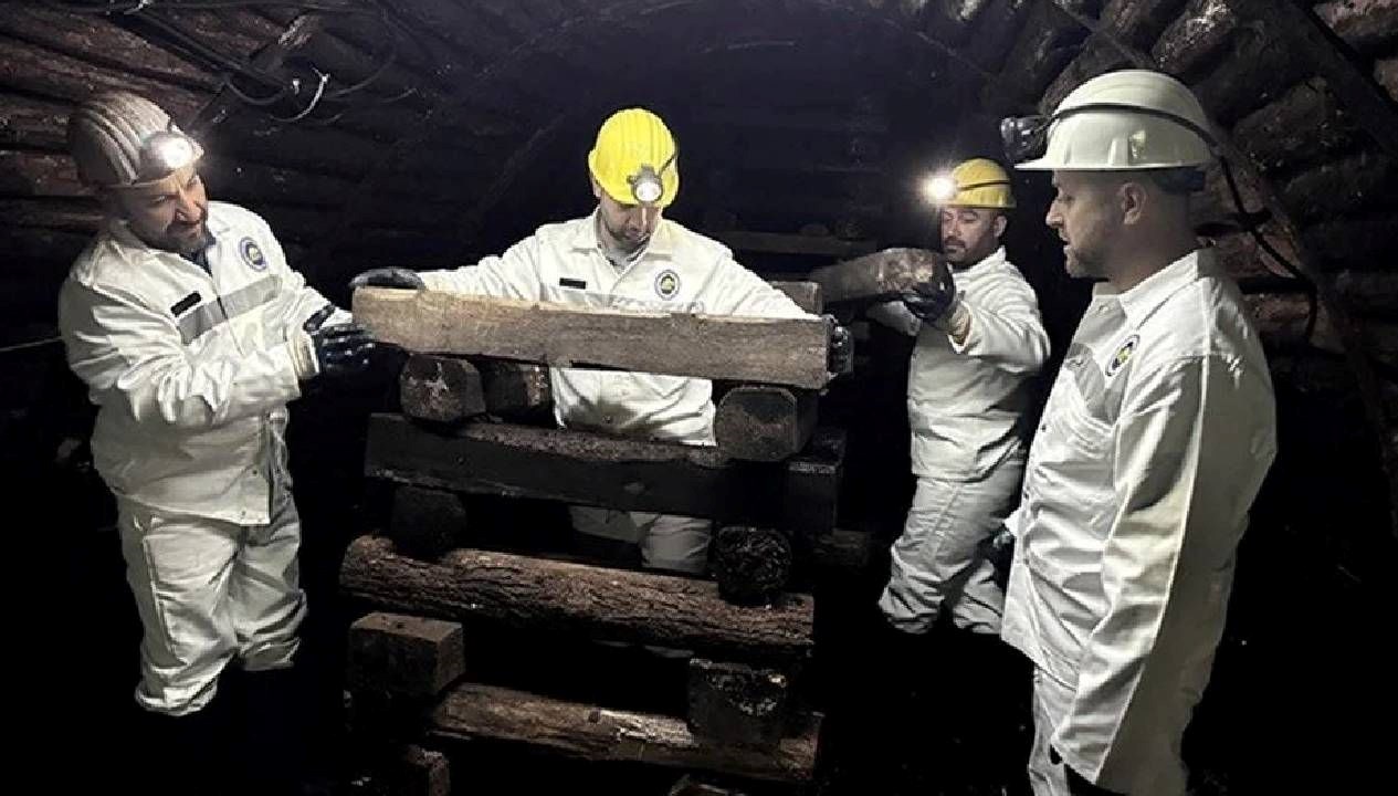 Yaklaşık 600 bin kamu çalışanının toplu kontrat süreci hala tamamlanamadı,