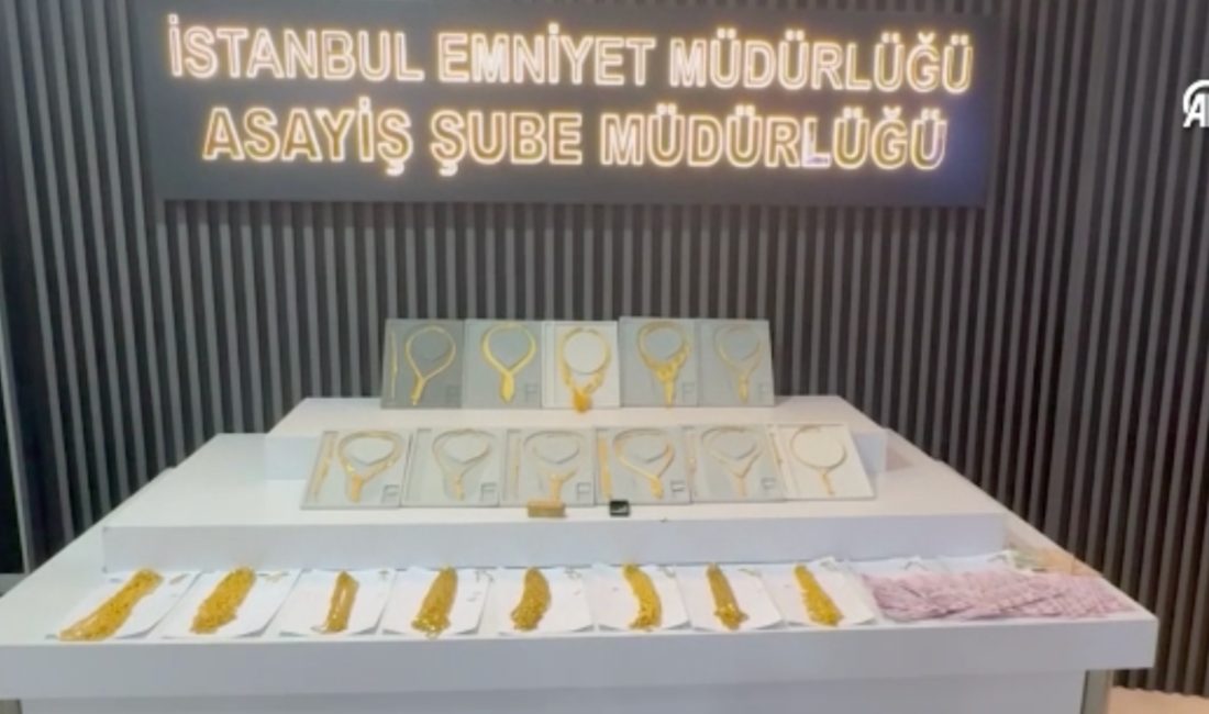 İstanbul Kapalıçarşı'da operasyon... Düzmece altınla dolandırıcılık yapan 3 kuşkulu, polis