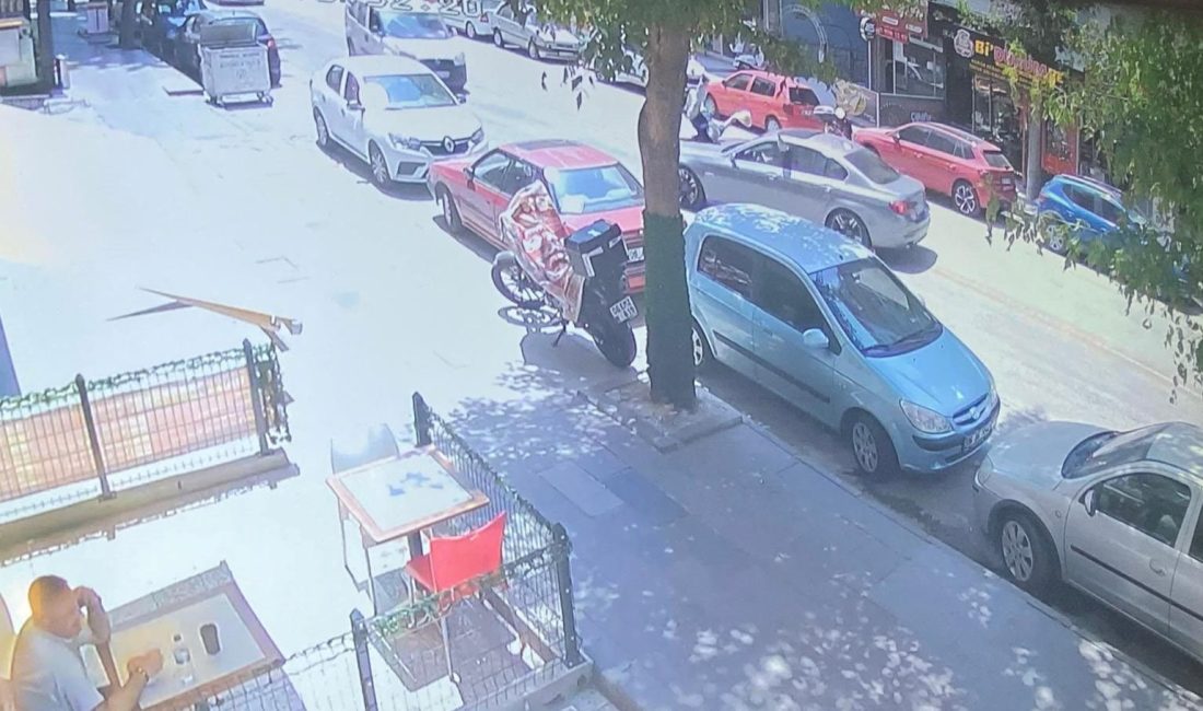 Ankara'nın Yenimahalle ilçesinde karşıya geçmek isteyen yayaya araba çarptı.
