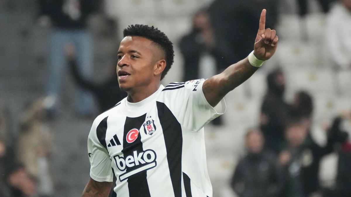 Beşiktaş'ın atak oyuncusu Keny Arroyo, "Bu yılki gayemiz, Avrupa Ligi'nde