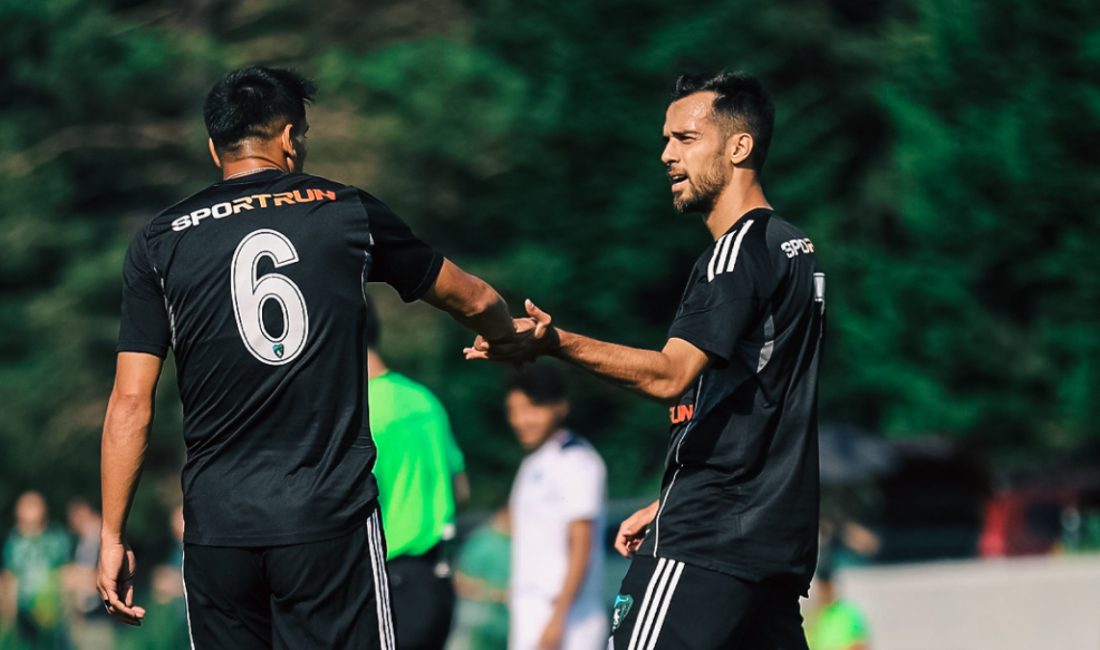 Süper Lig takımlarından Kocaelispor, hazırlık maçında Adana Demirspor'u 5-0 yendi.