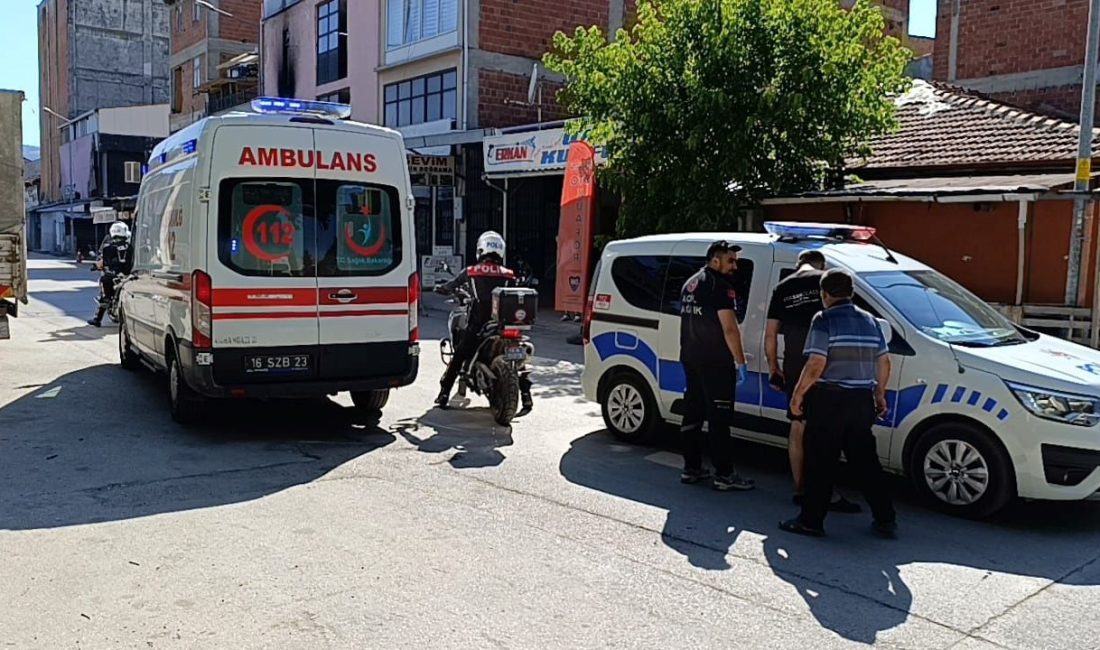 Bursa'da Hanım Z., kendisini aldattığı iddiasıyla parkta tartıştığı eşi Şafak Z.’yi bıçakladı. Daha