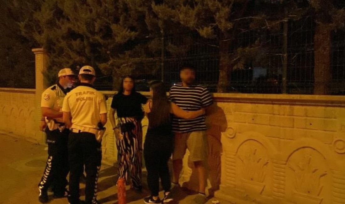 Selçuklu ilçesinde polis takımlarının dur ihtarına uymayarak polisten kaçan şoförün