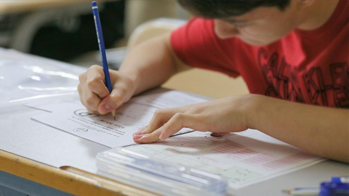 14 Temmuz'da başlayan Liselere Geçiş Sistemi kapsamındaki merkezi imtihan tercih