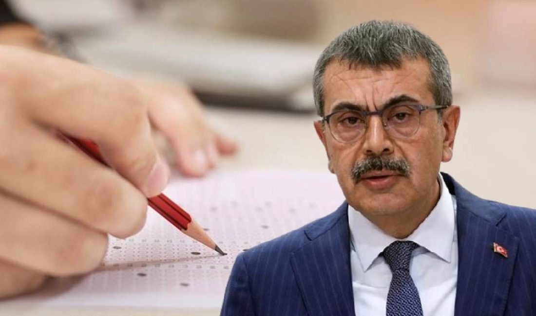 Milli Eğitim Bakanı Yusuf Tekin, Liselere Geçiş Sistemi'nde (LGS) şaibe