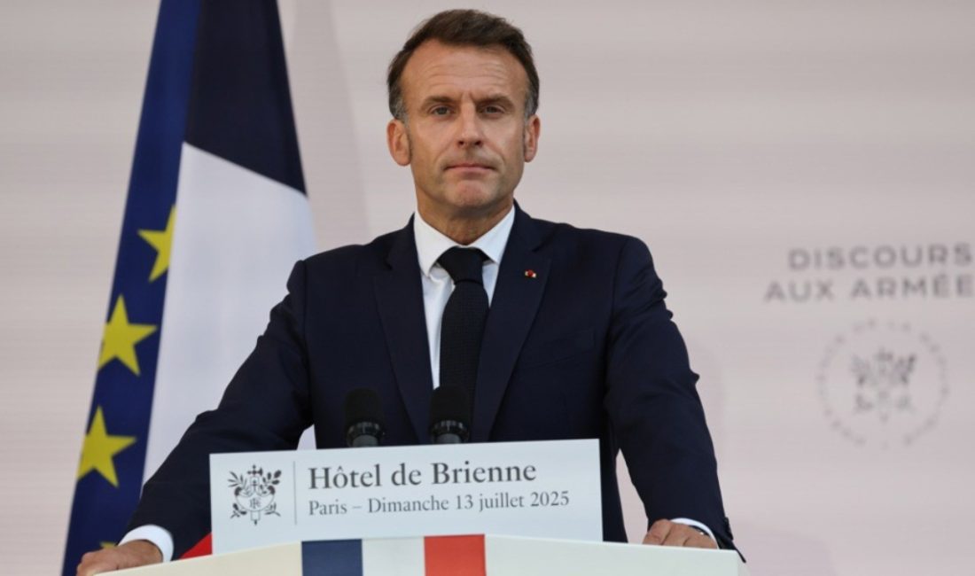 Fransa Cumhurbaşkanı Emmanuel Macron, gelecek 2 yıl içinde savunma sanayiine