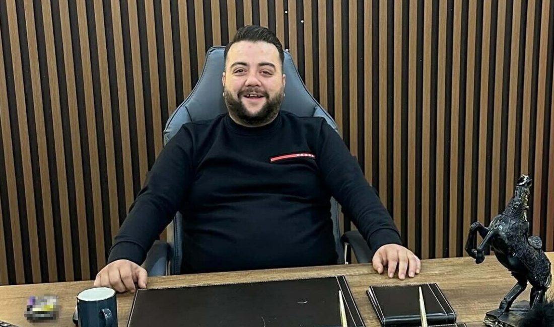 Şehzadeler ilçesinde bir emlak ofisinde alacak sıkıntısı nedeniyle iki küme