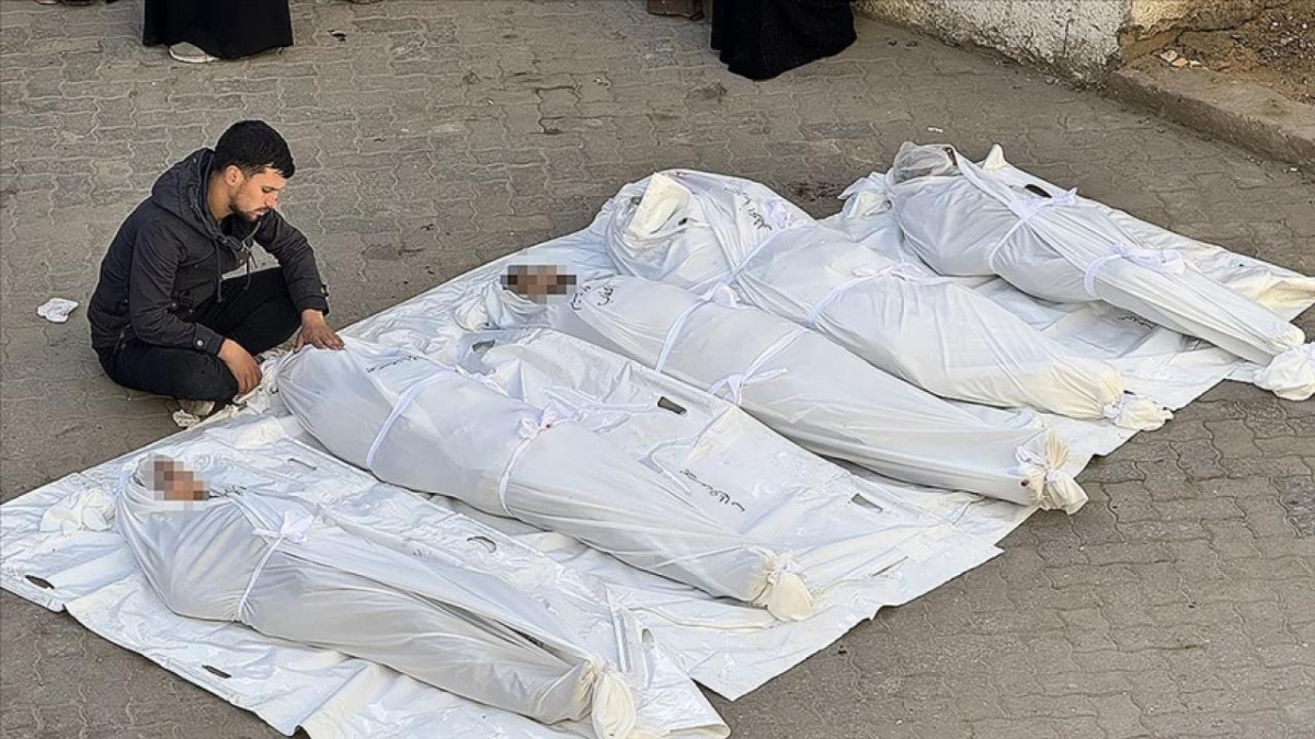 İsrail 59 binden fazla Filistinliyi öldürürken, kamuoyuna kendini "insani" göstermeye
