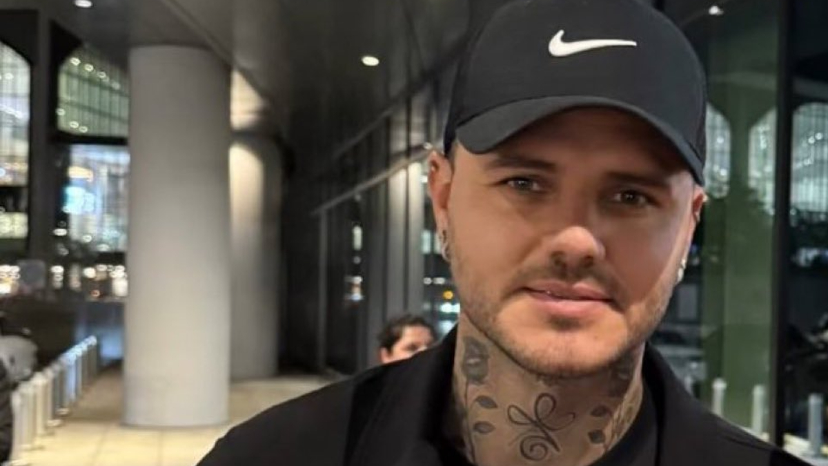 Mauro Icardi, yeni dönem hazırlıklarına başlayan kadrosu Galatasaray'ın çalışmalarına katılmak