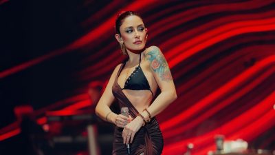 Ünlü müzikçi Melek Mosso, son olarak kedisi Jülide'nin kaybolduğunu toplumsal