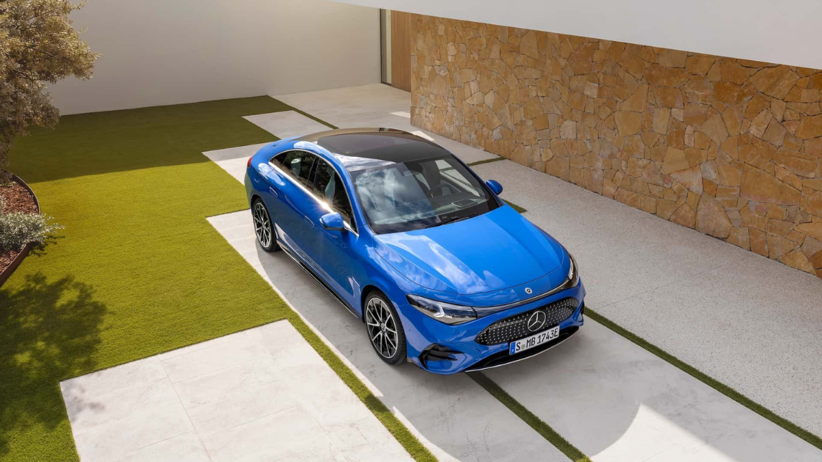 Tanıtılmasının üzerinden yalnızca üç ay geçen yeni Mercedes CLA, hem