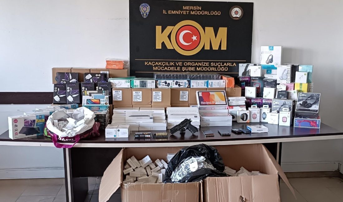 Kentte, gümrük kaçağı cep telefonu getirerek ticaretini yapan ve haksız