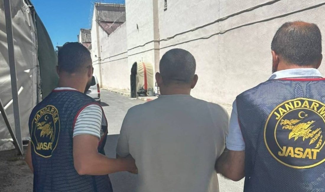 Mersin'de hakkında 41 yıl mutlaklaşmış mahpus cezası ile aranan şahıs,