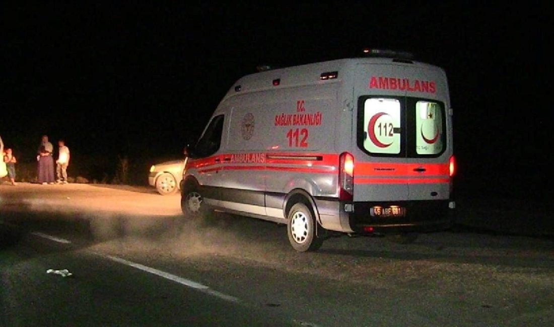 Manisa'da devrilen motosikletin şoförü öldü, motosikletteki yolcu ise ağır yaralandı.