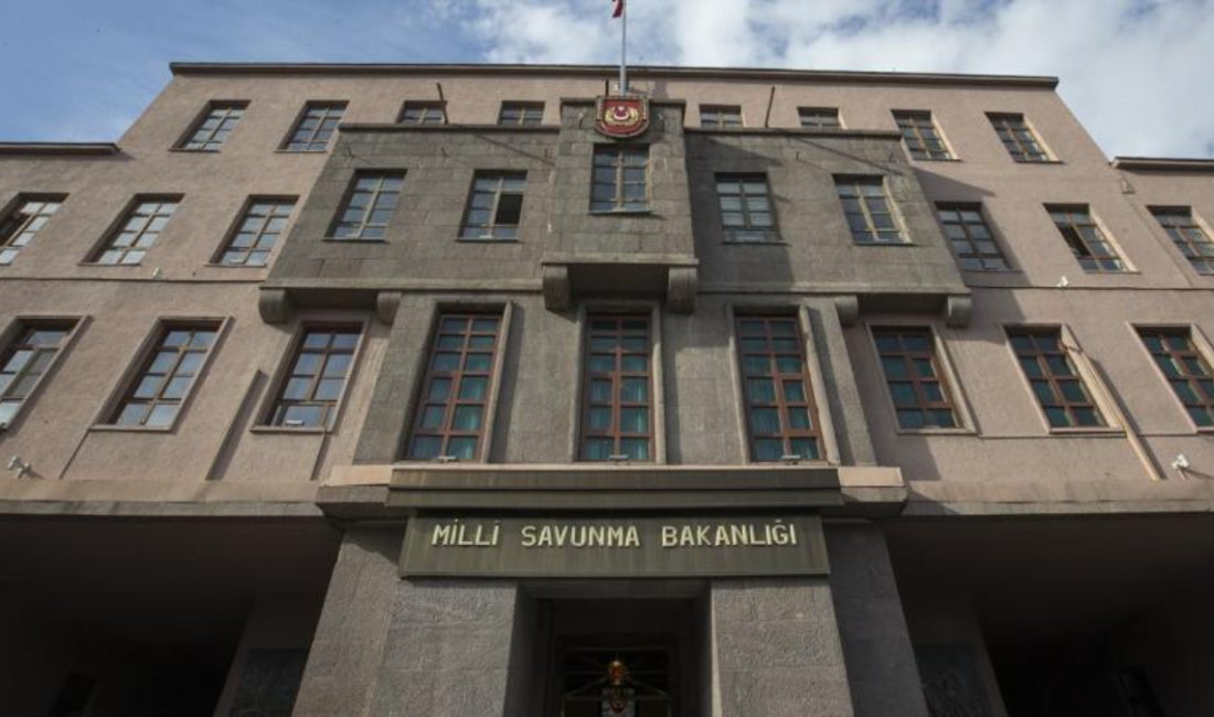 Milli Savunma Bakanlığı, Genelkurmay Başkanlığı ve Kuvvet Komutanlıklarında görevlendirilmek üzere