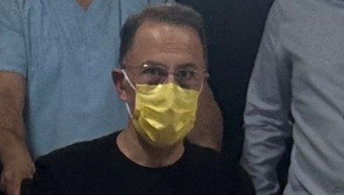 Tutuklu Beylikdüzü Belediye Başkanı Mehmet Murat Çalık, İzmir'den İstanbul'a İsimli