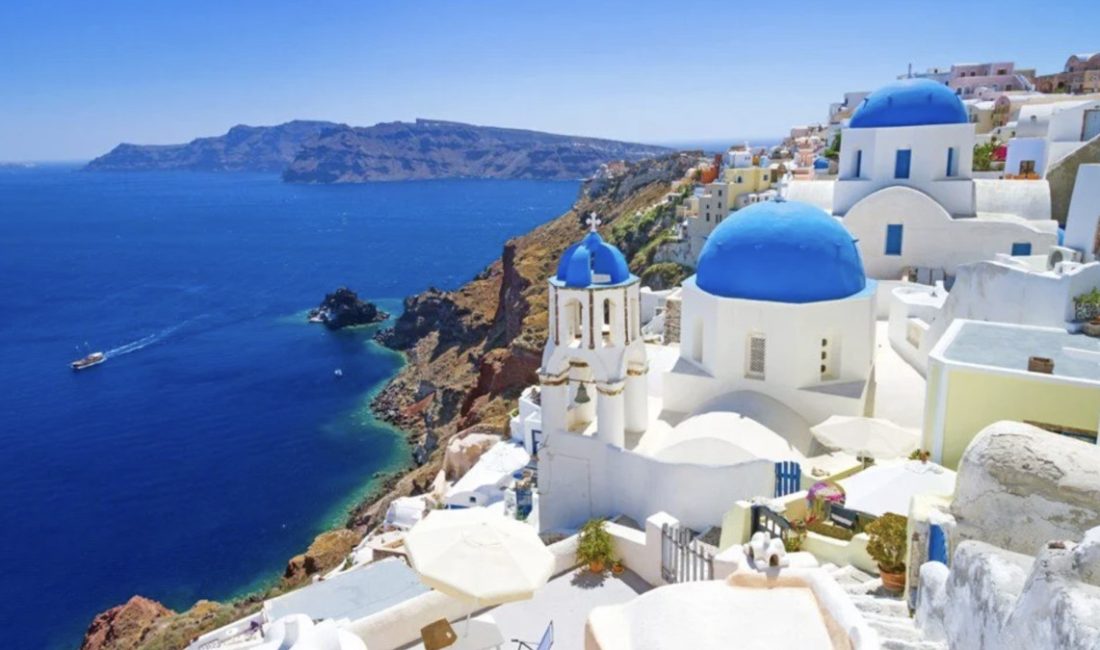 Yunan adalarına Türk turist akını sürerken gazeteci Nagehan Alçı, tatilini