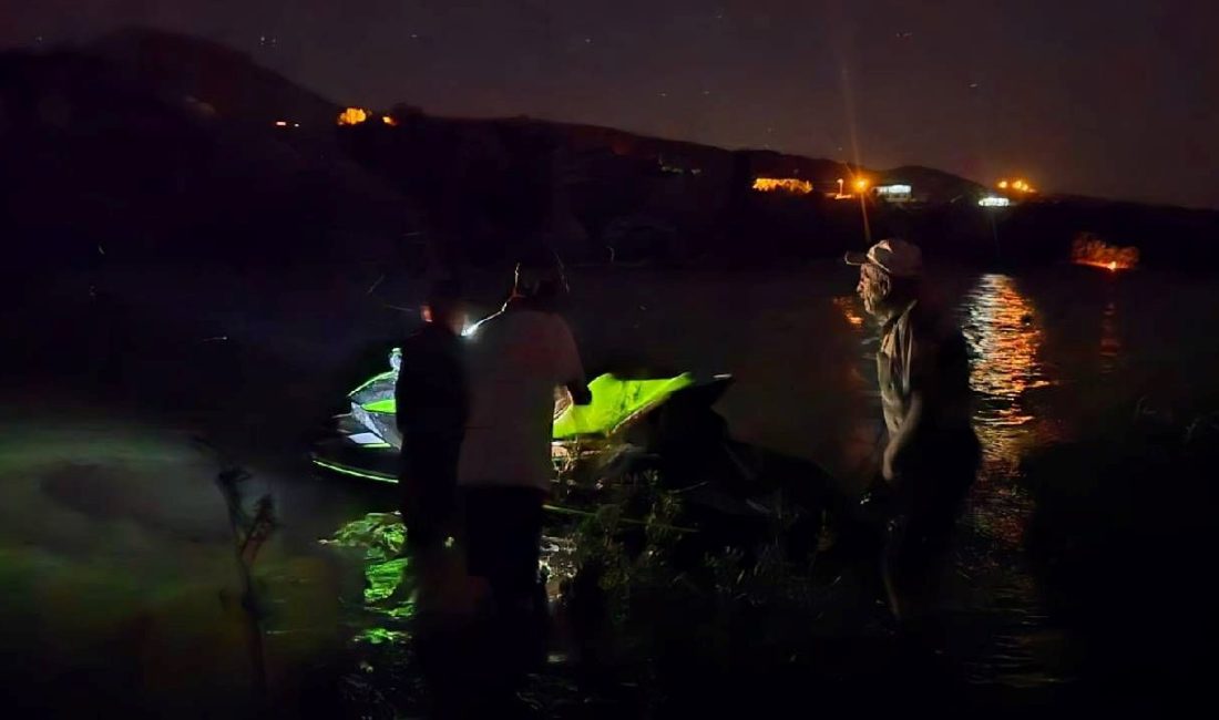 Murat Nehri’nde sular yükseldi, piknik yaparken oluşan adacıkta mahsur kalan 4