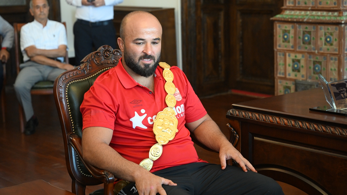 664. Kırkpınar Yağlı Güreşleri Başpehlivanı Orhan Okulu, Edirne Belediye Lideri