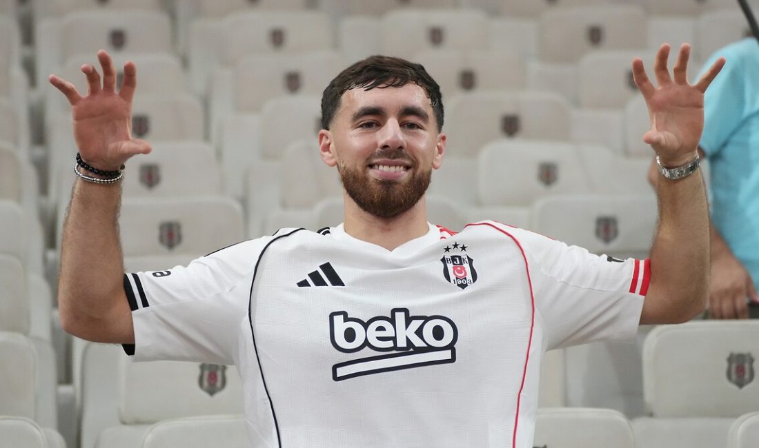 Beşiktaş'ın yeni transferi Orkun Kökçü, "Çok memnunum. Küçükken hayalini kurduğum