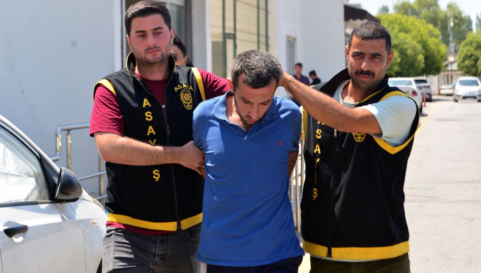 Adana'da uyuşturucu bağımlısı olduğu argüman edilen 27 yaşındaki bir kişi,