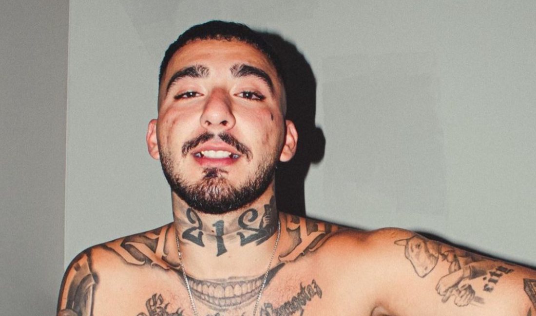 Rap müziğinin dikkat çeken isimlerinden rapçi Uzi, bu sefer sarışın