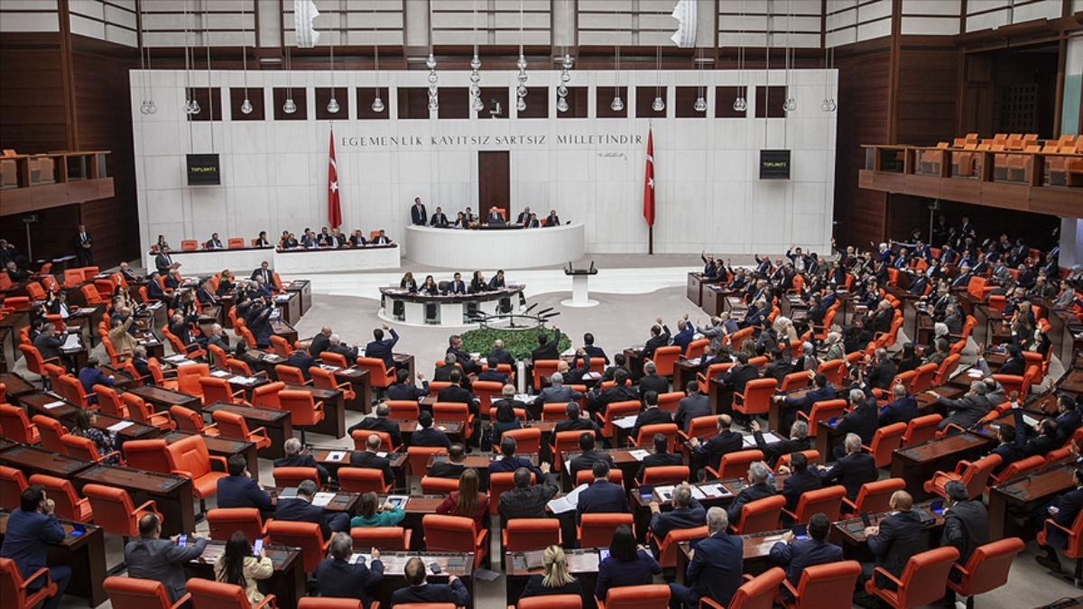 Sıhhatle İlgili Kimi Kanunlarda ve 663 Sayılı Kanun Kararında Kararnamede