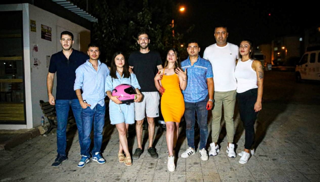 Adana'da kız arkadaşına vurulma mizansenli evlenme teklifi eden genç karakola