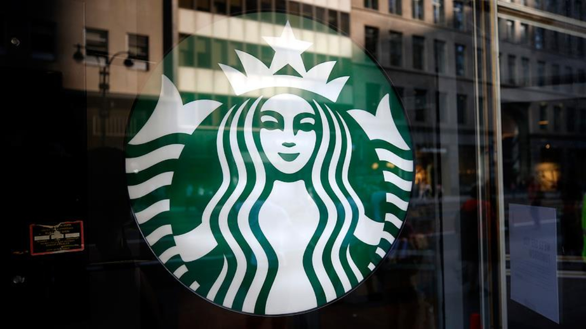 Dünyanın en büyük kahve zincirlerinden olan Starbucks'ın Çin'deki operasyonunu satın