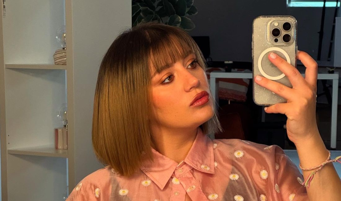 Geçtiğimiz haftalarda birinci kere anne olan ve kızı Yaz'ı kucağına