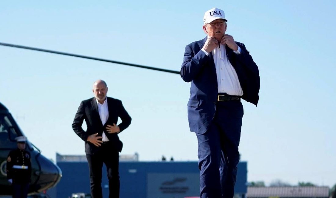 ABD Başkanı Donald Trump, Elon Musk'ın kurduğunu ilan ettiği "Amerika