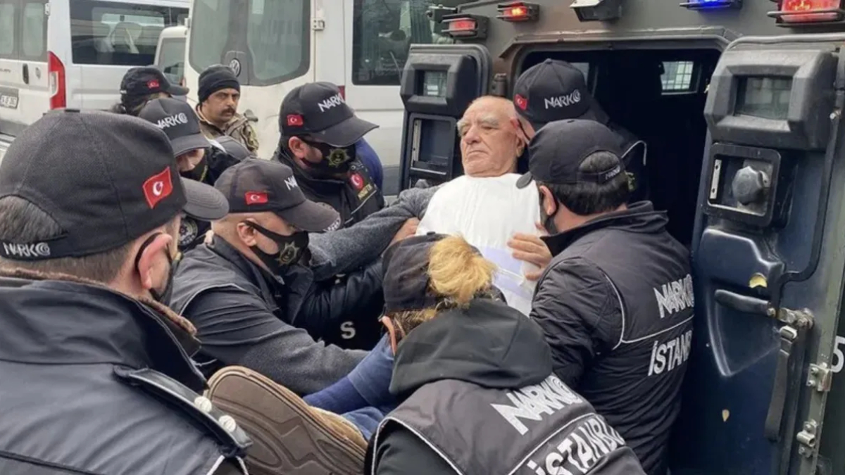 Cezaevinde hayatını kaybeden Ürfi Çetinkaya'nın liderliğini yaptığı milletlerarası uyuşturucu örgütüne