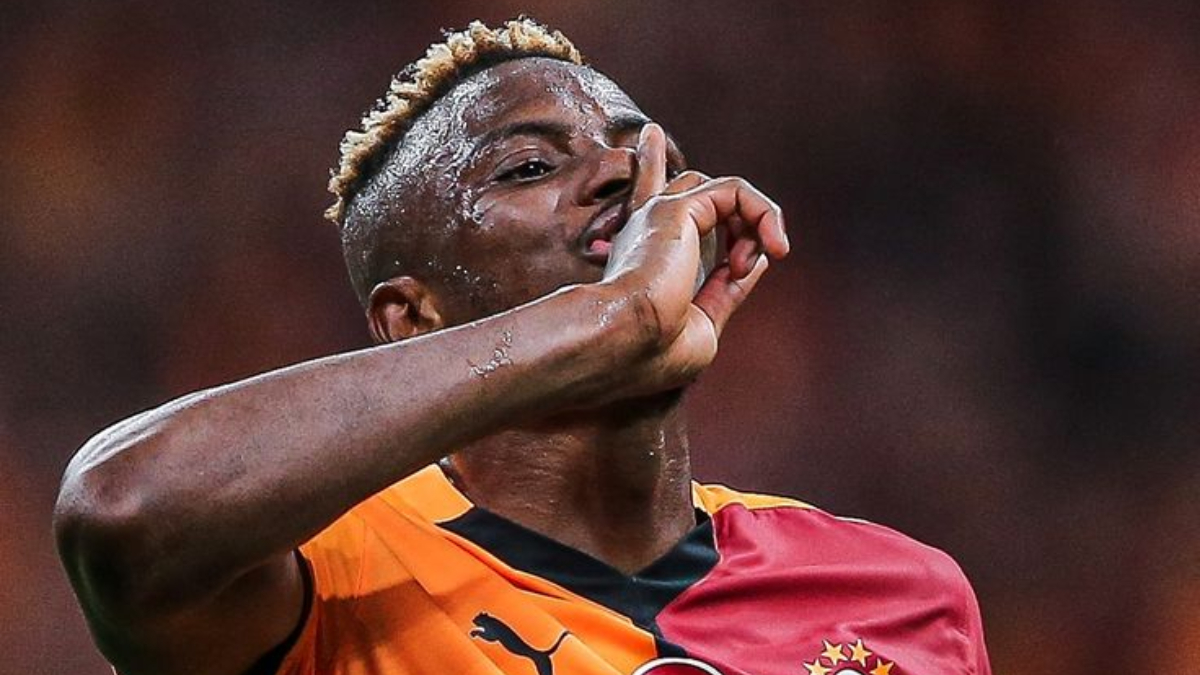 Suudi Arabistan'dan kendisine gelen astronomik teklifleri tekraren reddederek Galatasaray ile