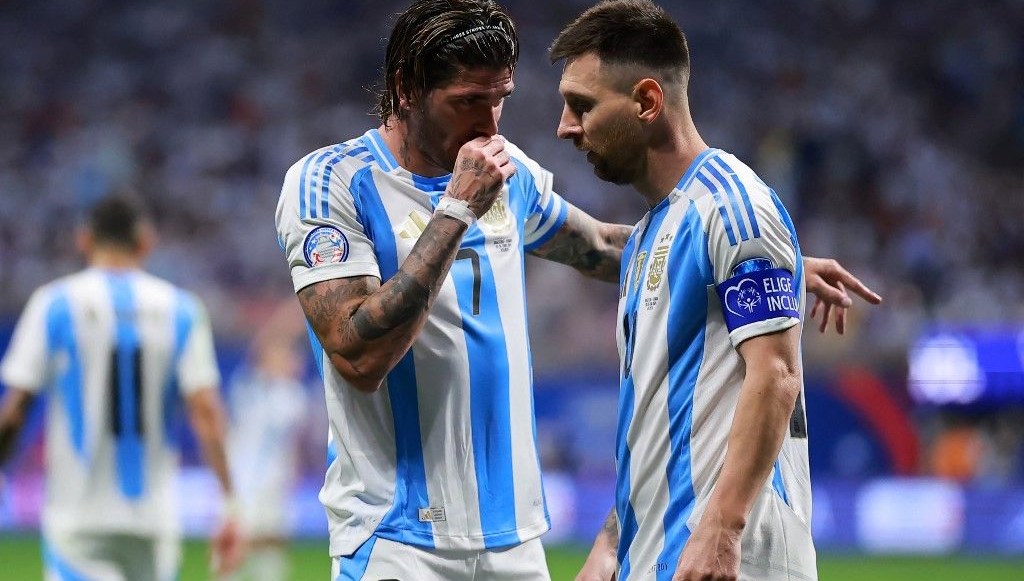 Messi'nin ekibi Inter Miami, Rodrigo de Paul’u takımına kattığını açıkladı.