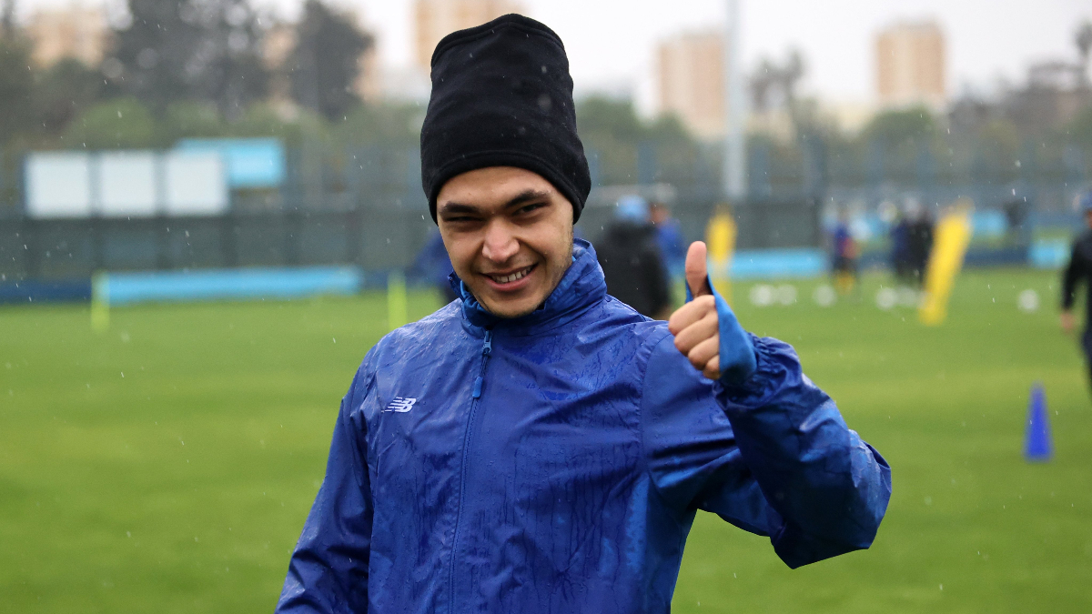 Türk futbolu, 14 yaşında Galatasaray forması altında profesyonelliğe adım atan