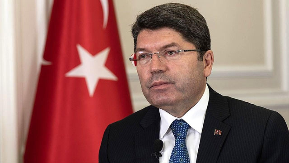 DEM Parti İmralı Heyeti üyeleri Pervin Buldan ve Mithat Sancar'ın
