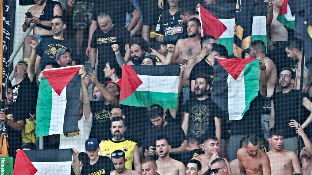 UEFA Konferans Ligi 2. cins birinci maçında Yunanistan grubu AEK'nın,