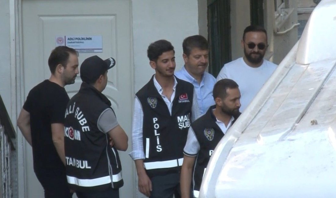 Yolsuzluk soruşturması kapsamında gözaltına alınan Adana Büyükşehir Belediye Başkanı Zeydan