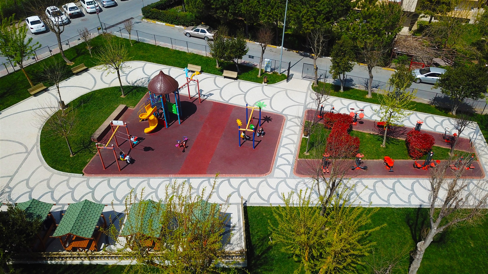 Afet yönetmeliğinde yapılan değişiklikle birlikte, Türkiye genelinde park ve sitelere