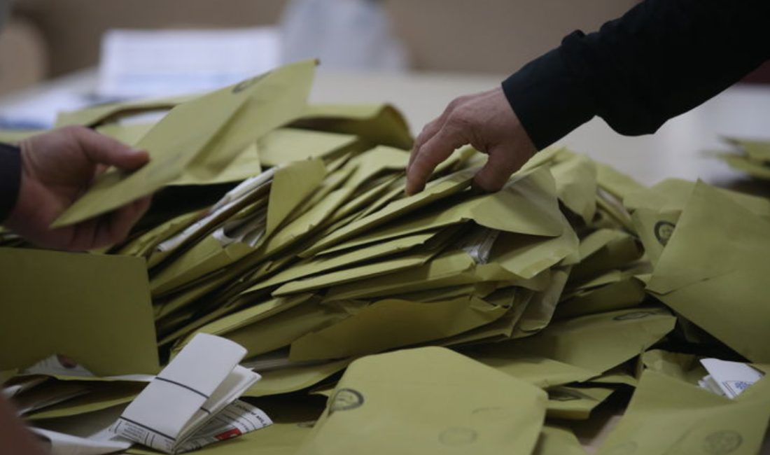 Anayasa Mahkemesi, Adaletin Aydınlığı Partisi ile As Parti'nin türel varlıklarının
