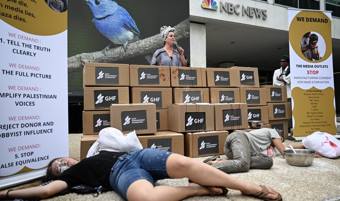 Filistin yanlısı aktivistler, ABD'nin Washington DC kentinde NBC ve FOX